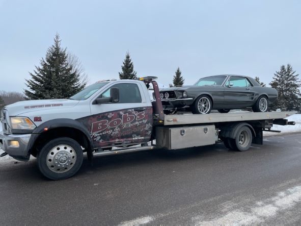 Bobs Towing & Recovery Inc - Monticello | 219 Sandberg Rd, Monticello, MN 55362, USA | Phone: (763) 262-8697