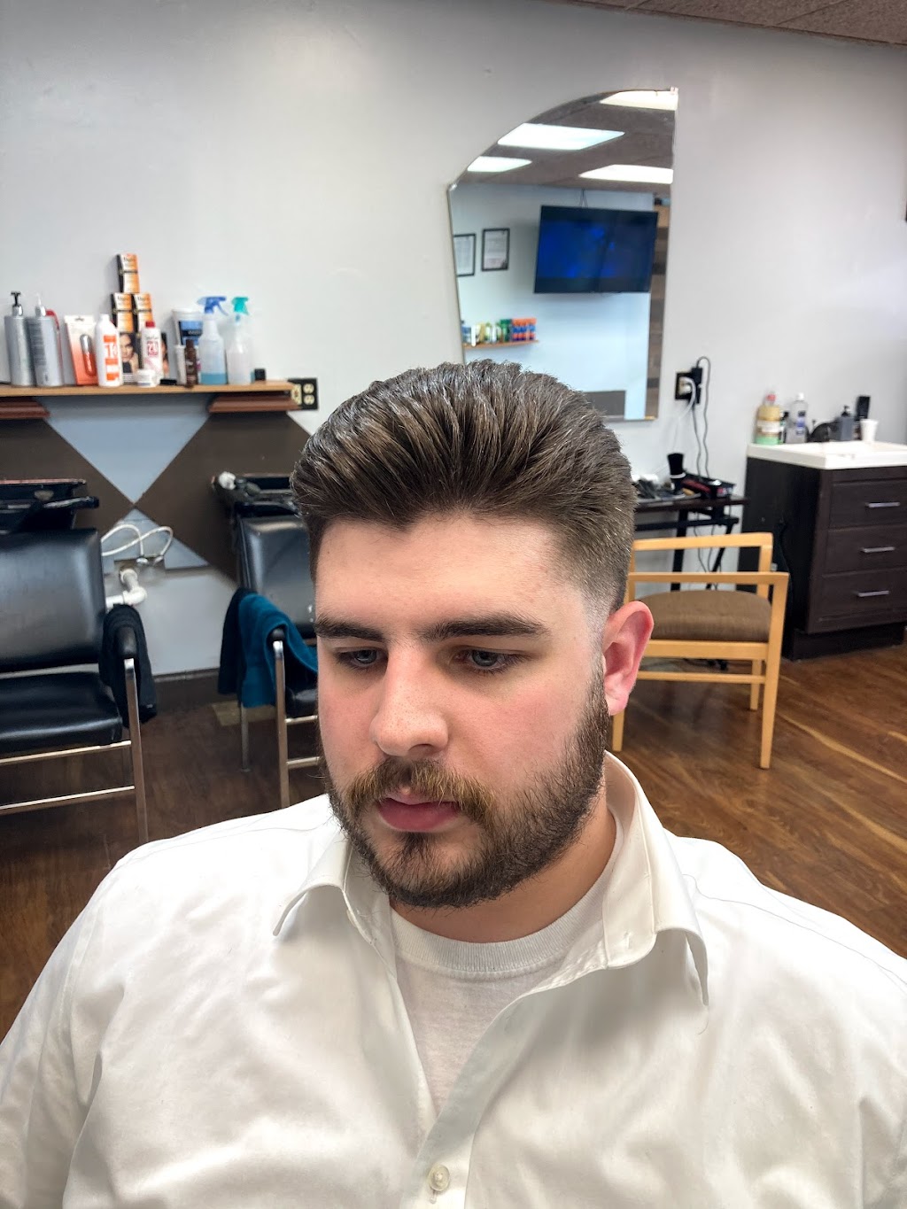 Jimmys Barber | 1920 Portage Trail, Cuyahoga Falls, OH 44223, USA | Phone: (234) 334-0113