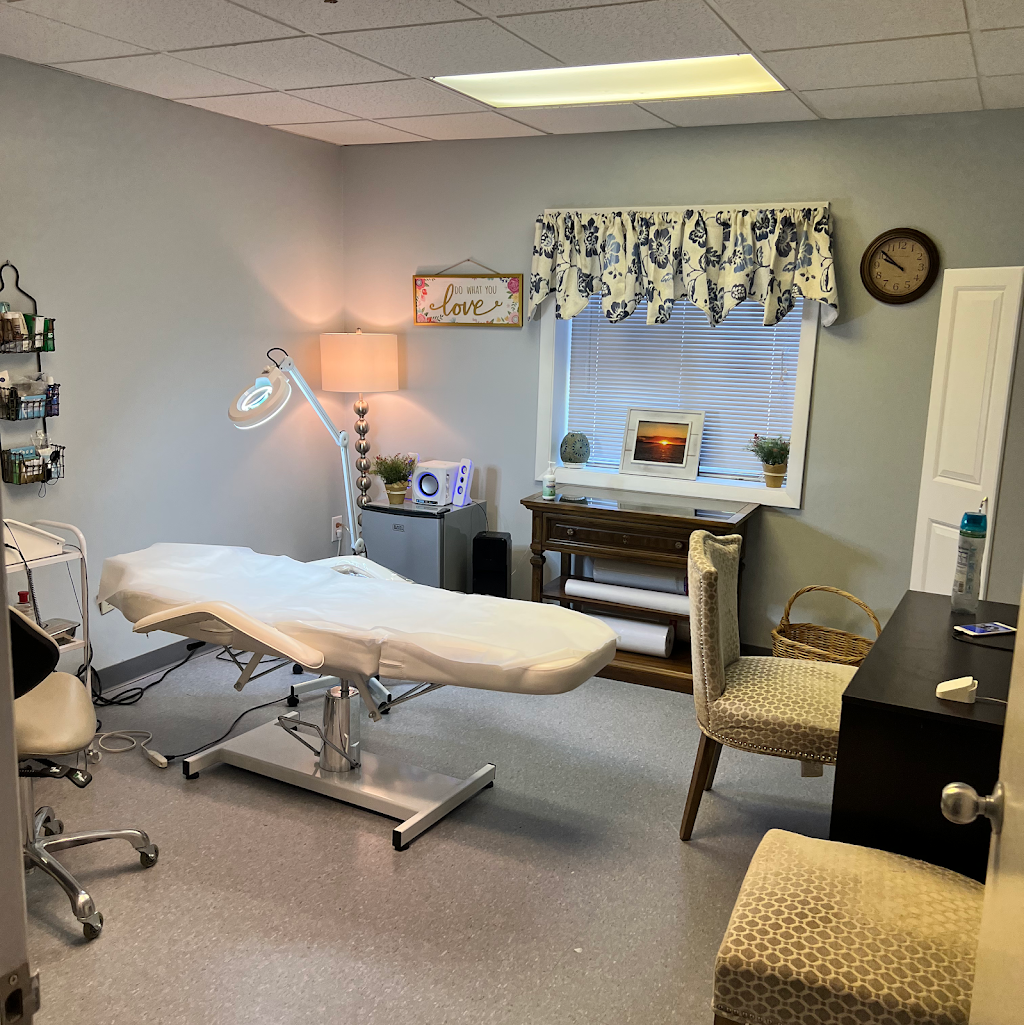 CR Electroloysis and Laser Hair Removal | 20 Pond Park Rd Suite 105, Hingham, MA 02043 | Phone: (781) 908-4502