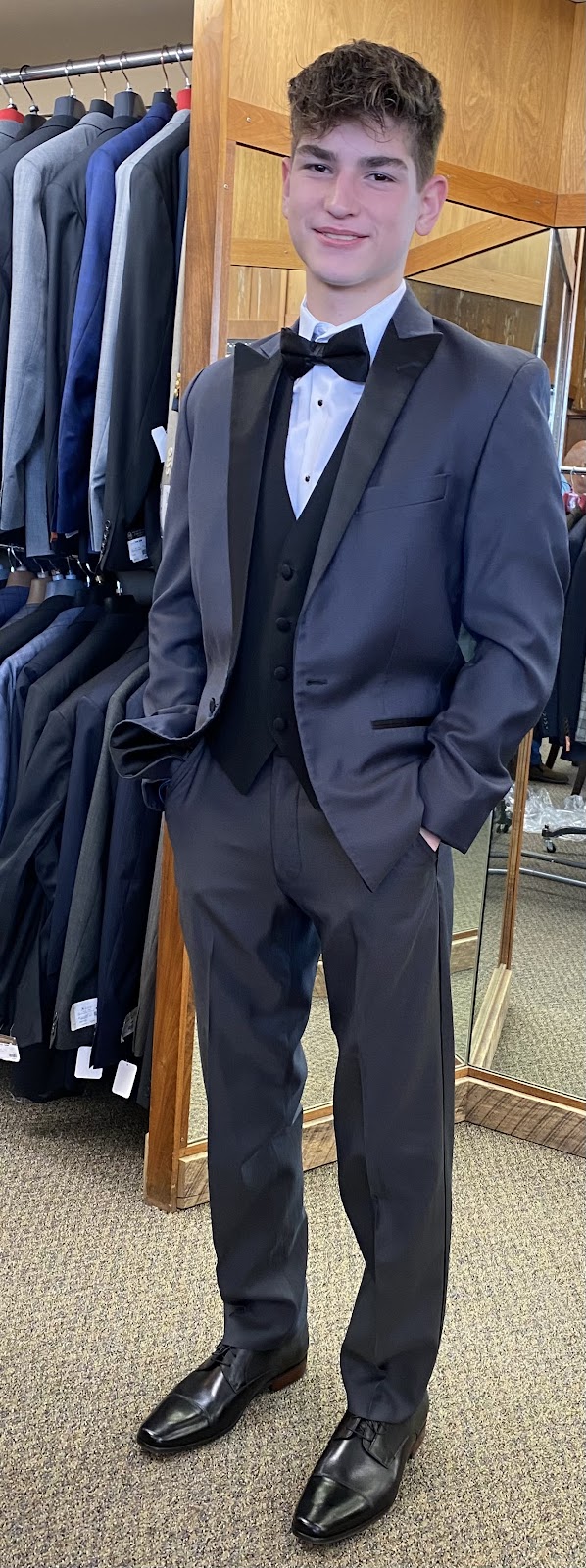 Berks Menswear & Tuxedo Shop | 12210 St, US-30, Irwin, PA 15642, USA | Phone: (724) 863-6200