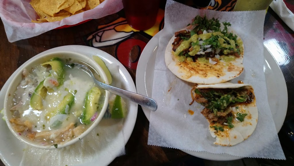 Taqueria Mexicano Grille Estilo Jalisco | 1840 N Main St, Cleburne, TX 76033, USA | Phone: (817) 774-2454