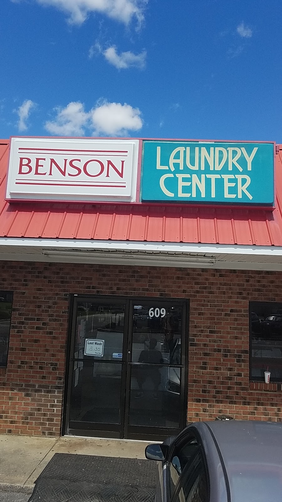 Norge Village Coin Laundry | 609 E Parrish Dr, Benson, NC 27504, USA | Phone: (919) 894-3045