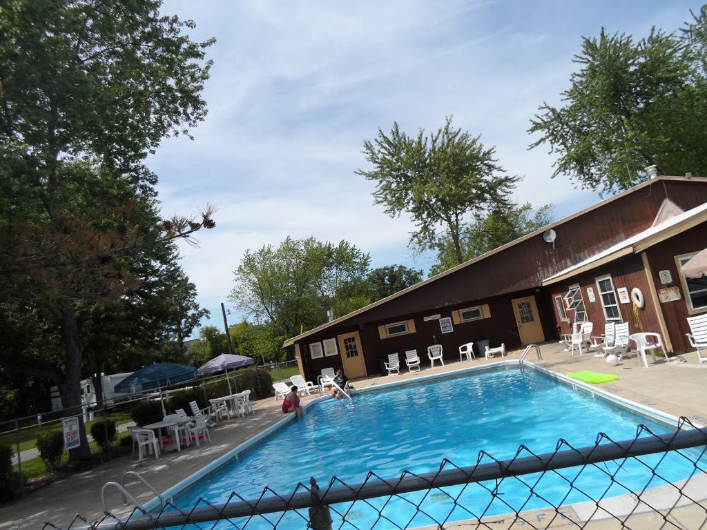 Covered Wagon Camp Resort | 5639 St Anthony Rd, Ottawa Lake, MI 49267 | Phone: (734) 856-3058