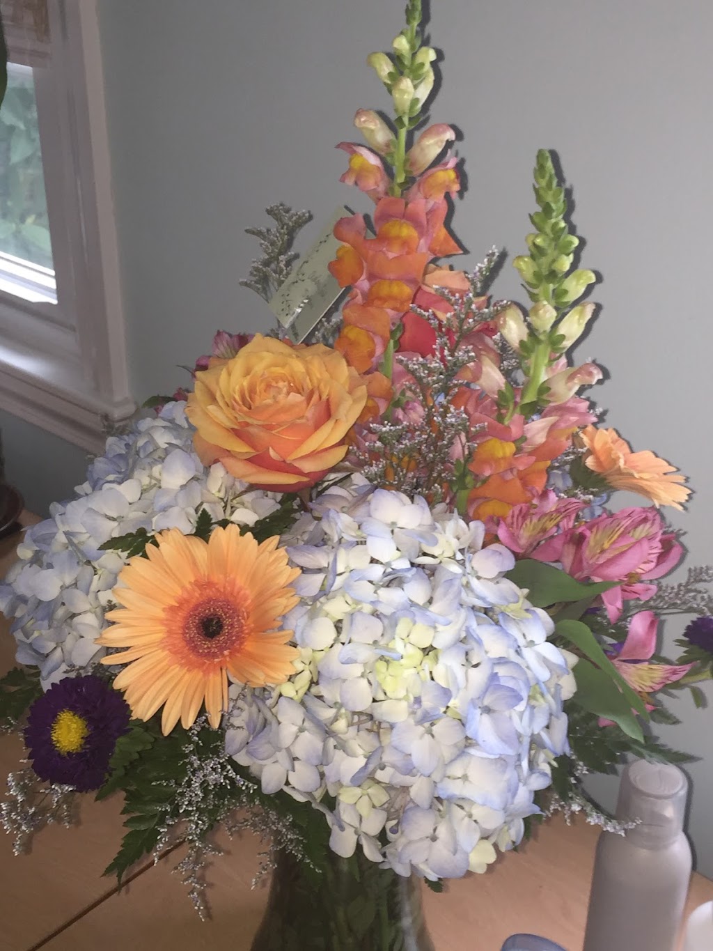 Hanover Country Florist | 803 Washington St, Hanover, MA 02339, USA | Phone: (781) 826-8469