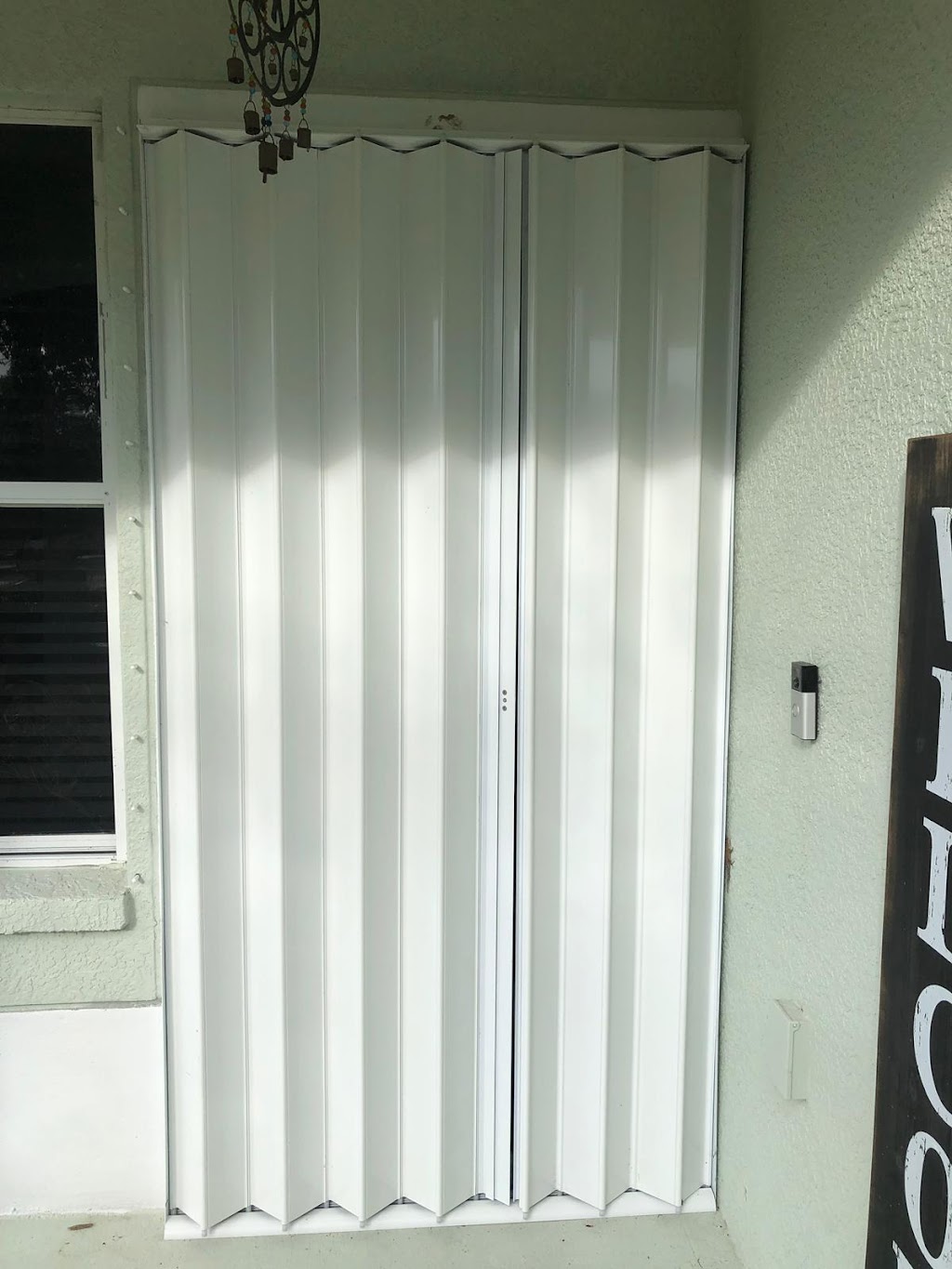 United Hurricane Shutters | 18554 Kentisbury Ct, Land O Lakes, FL 34638, USA | Phone: (954) 889-4450