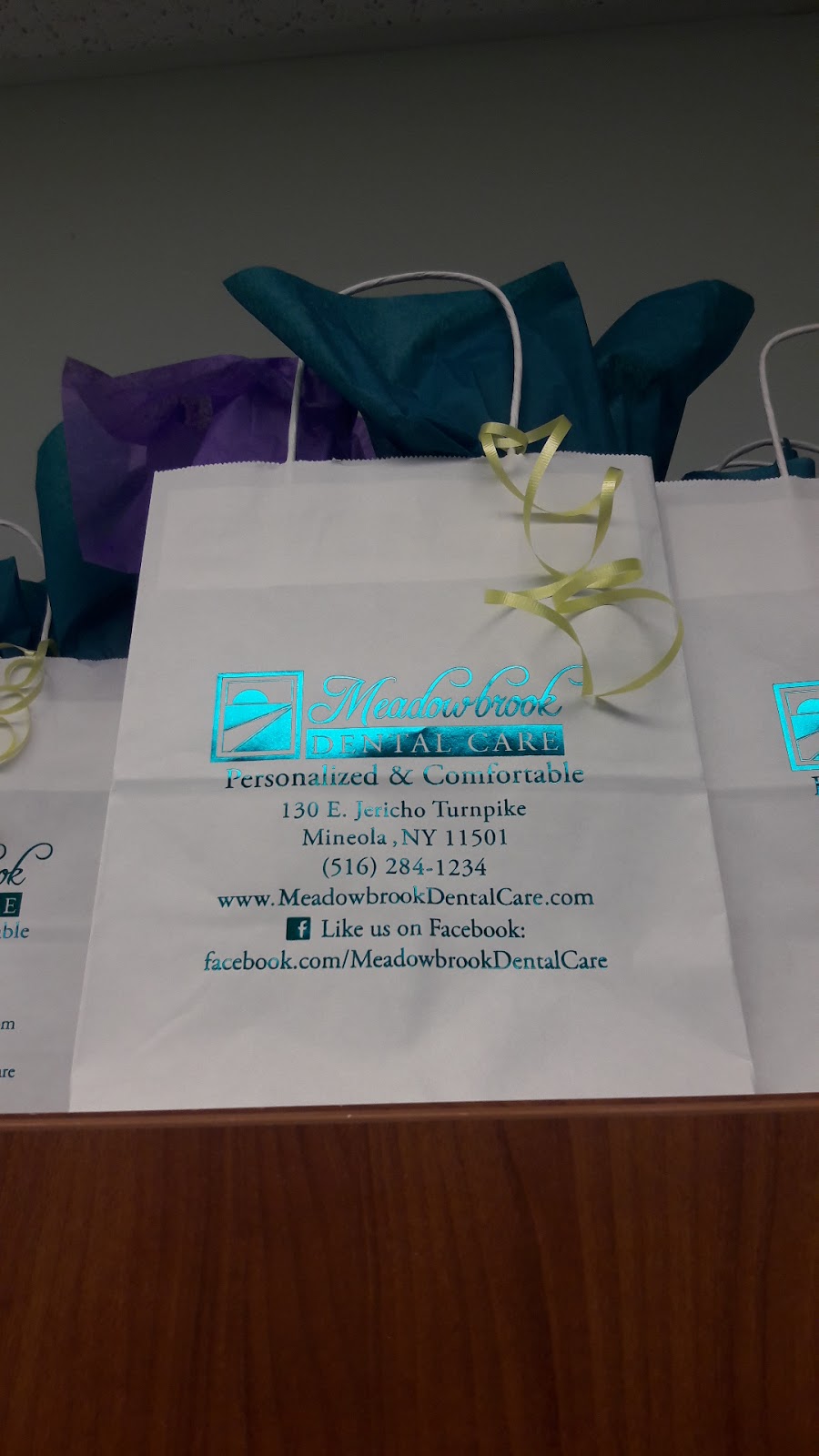 Meadowbrook Dental Care | 130 E Jericho Turnpike, Mineola, NY 11501 | Phone: (516) 284-1234