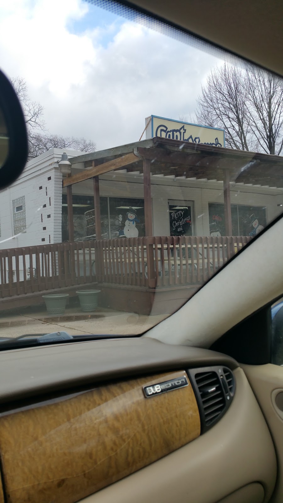 Captain Nemos Sandwiches | 12033 S Huron River Dr, Romulus, MI 48174, USA | Phone: (734) 941-6000