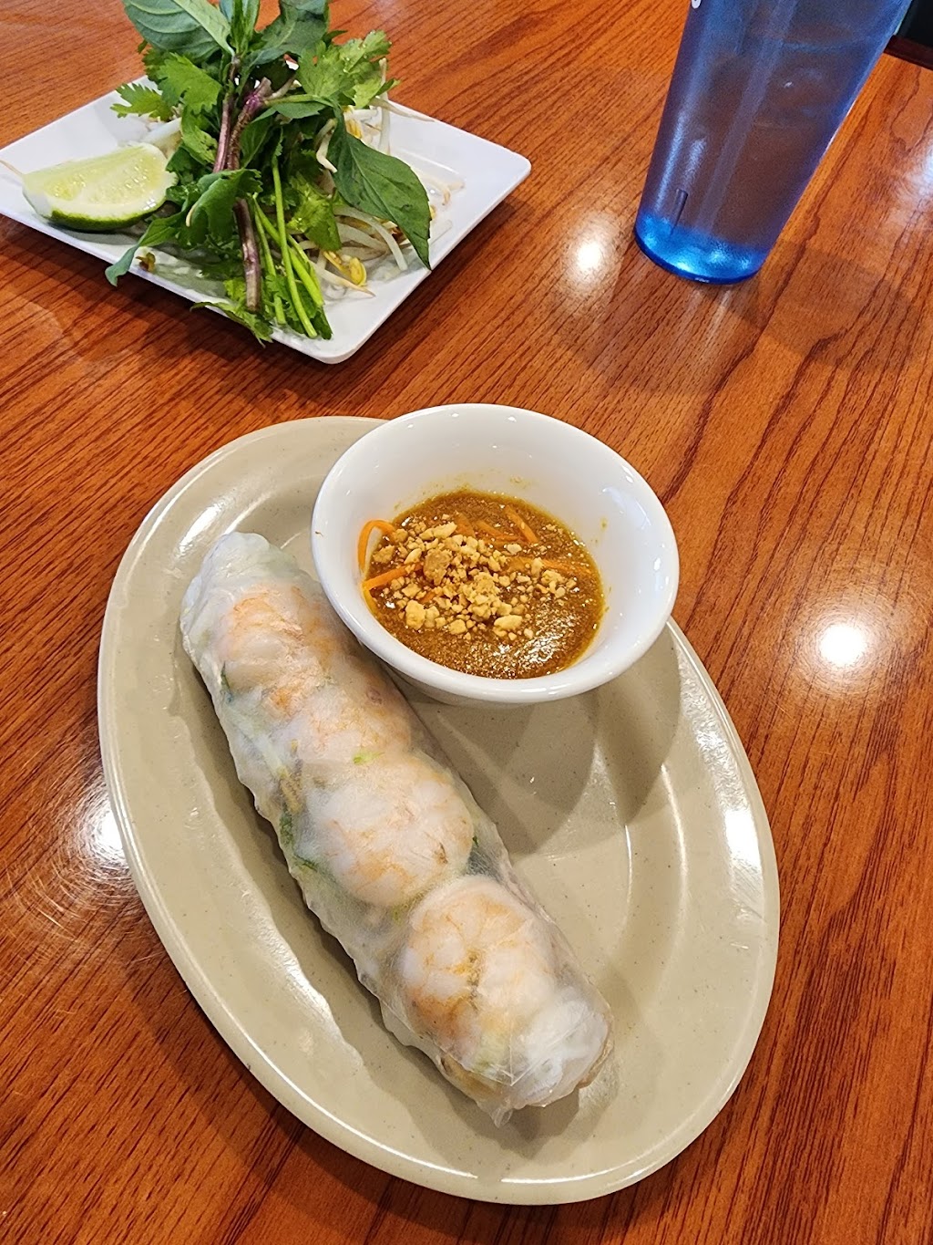 Viet Huong Restaurant | 7919 E 21st St, Tulsa, OK 74129, USA | Phone: (918) 664-1682