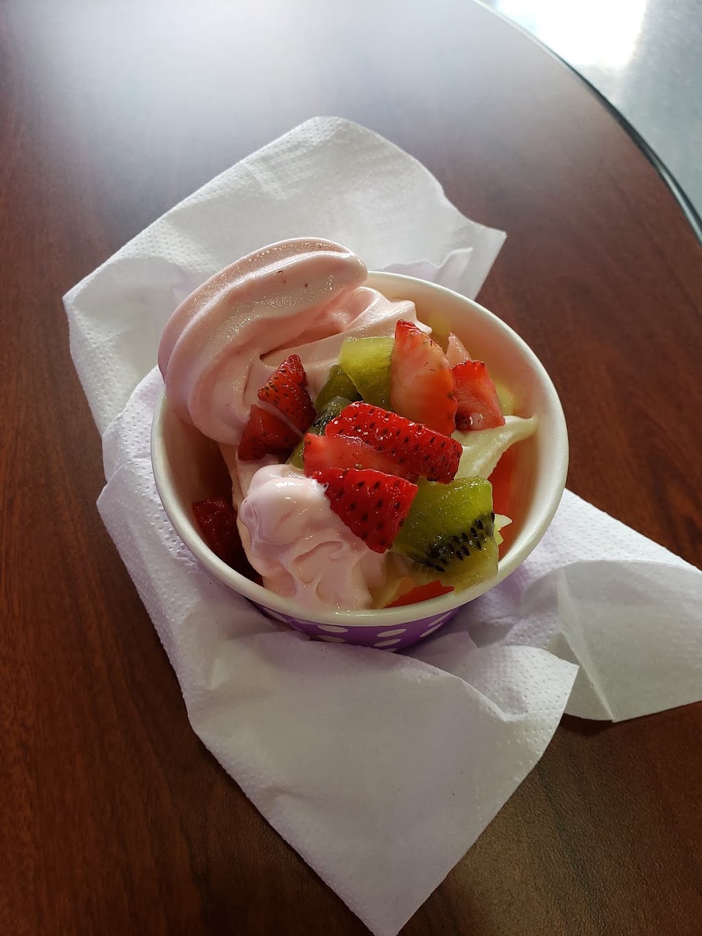 Berrilicious Frozen Yogurt Bar | Photo 5 of 10 | Address: 1725 City Center Blvd a, Elizabeth City, NC 27909, USA | Phone: (252) 339-6236