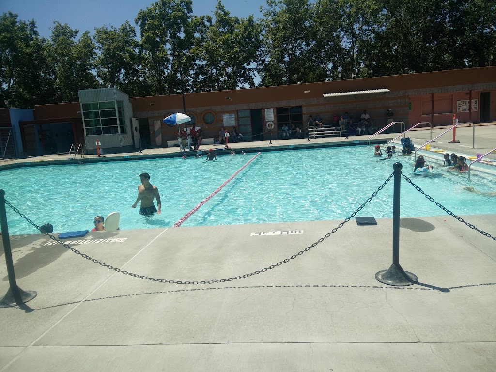 Dolores Bengtson Aquatic Center | 4455 Black Ave, Pleasanton, CA 94566, USA | Phone: (925) 931-3420