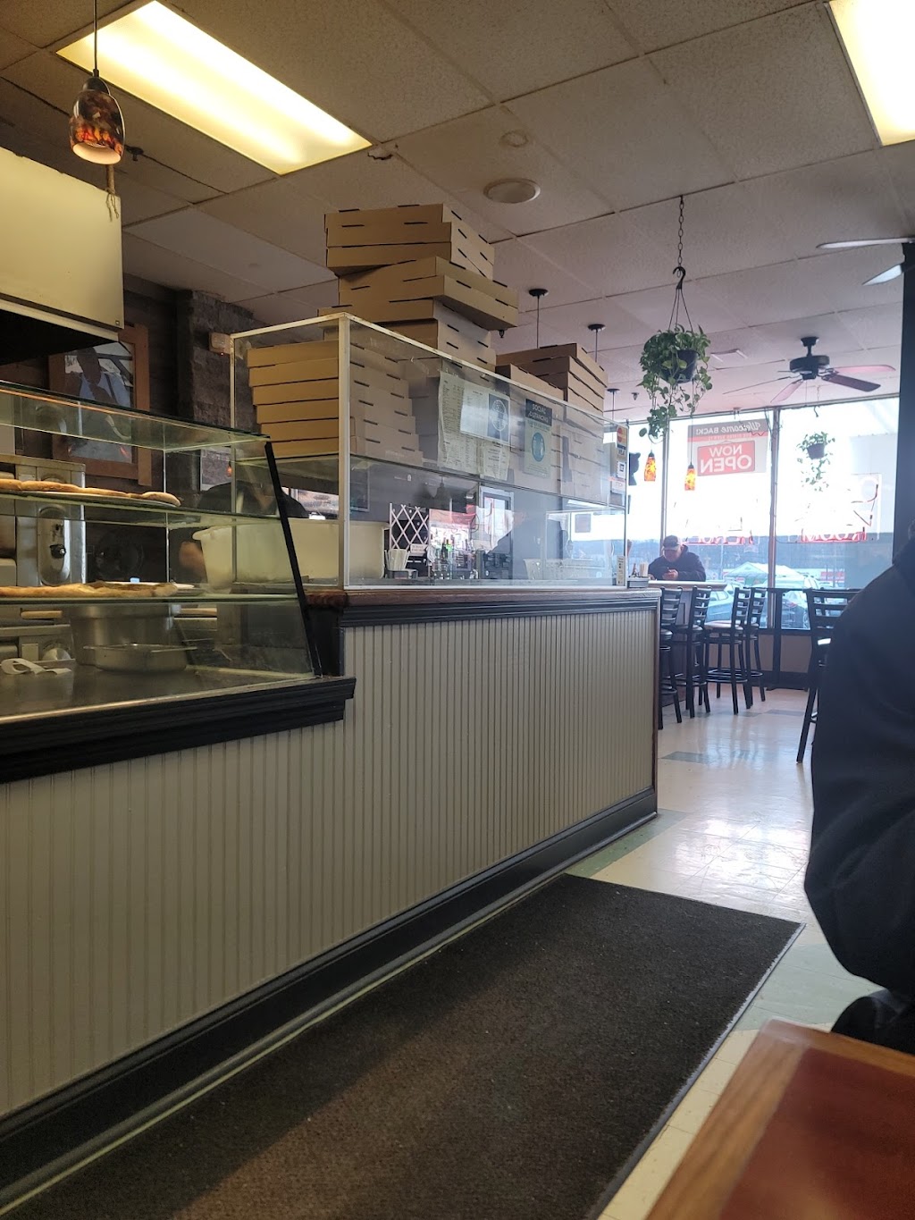 Marcelinos | 1020 NY-94, New Windsor, NY 12553, USA | Phone: (845) 569-9100