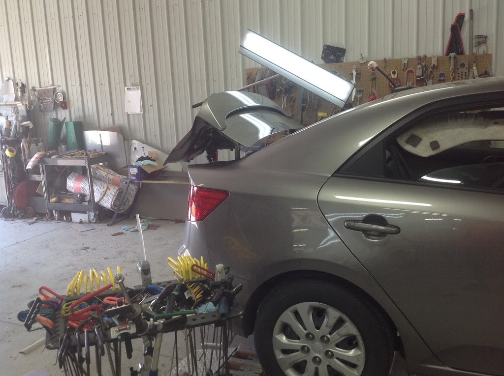 Autotouchups Paintless Dent Repair | 605 E 16th St, Schuyler, NE 68661, USA | Phone: (402) 297-5814