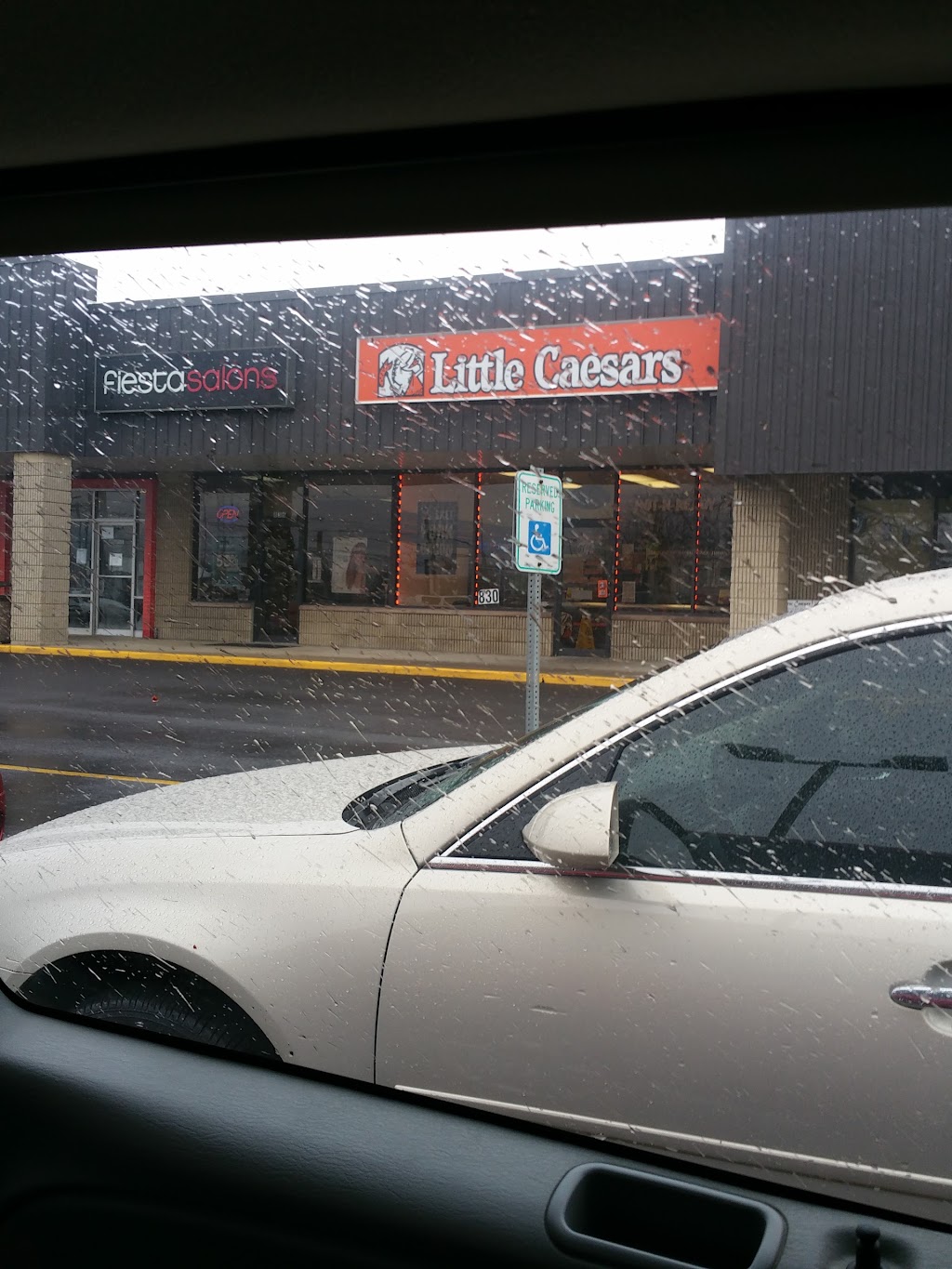 Little Caesars Pizza | 830 N Shoop Ave, Wauseon, OH 43567, USA | Phone: (419) 335-1238