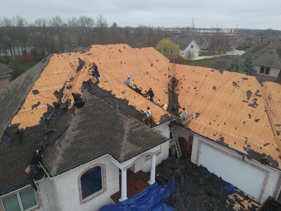 Tip Top Roofing & Construction | 386 Meridian Parke Ln, Greenwood, IN 46142, USA | Phone: (317) 224-7760