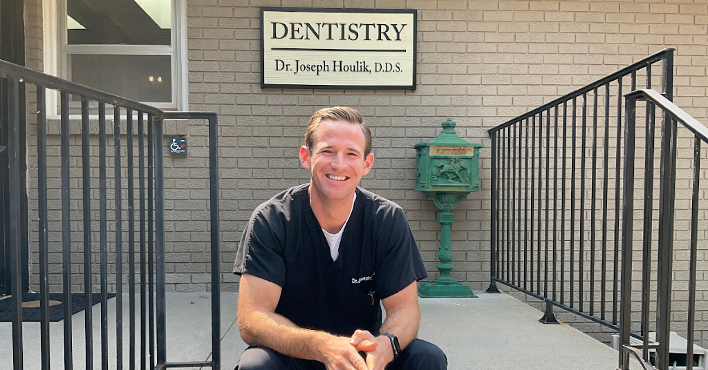 Houlik Family Dentistry | 2759 N Tyler Rd, Wichita, KS 67205, USA | Phone: (316) 721-4334