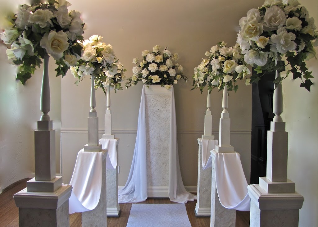 Wedding Pillars and Petals | 234 E Wood St, New Lenox, IL 60451 | Phone: (815) 941-6830