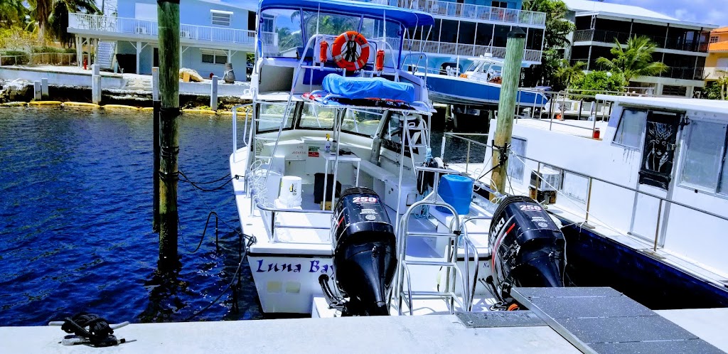 Horizon Divers Boat Location | 45 Garden Cove Dr, Key Largo, FL 33037, USA | Phone: (305) 453-3535