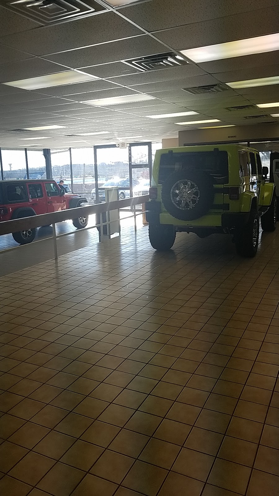 MainStreet Chrysler Dodge Jeep RAM of Lansing | 555 N Main St, Lansing, KS 66043, USA | Phone: (913) 727-9400