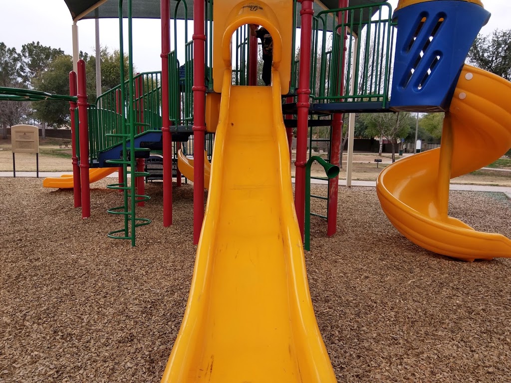 Brooks Crossing Park | 1345 W Calle Del Norte, Chandler, AZ 85224, USA | Phone: (480) 782-2727