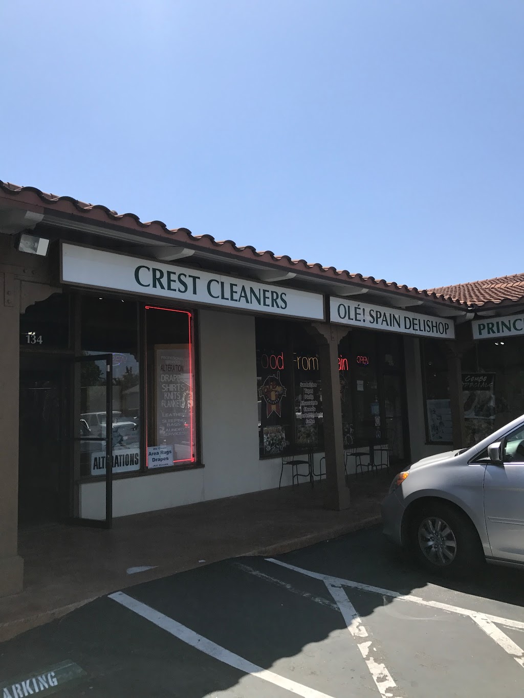 Crest Cleaners | 134 W MacArthur Blvd, Santa Ana, CA 92707, USA | Phone: (714) 556-0067