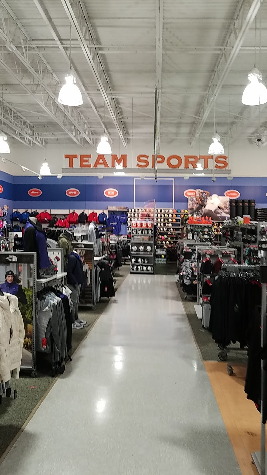 DICKS Sporting Goods | 12661 Riverdale Blvd, Coon Rapids, MN 55448, USA | Phone: (763) 323-8611