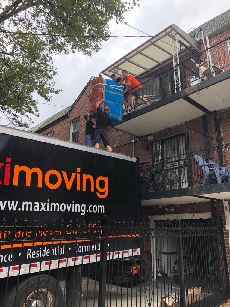 Maxi Moving | 121 Garabrant St Unit 515, Jersey City, NJ 07304, USA | Phone: (718) 644-9279