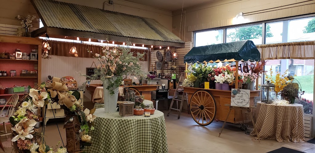 Country Heart Florist & Gifts | 15 Pete Neiser Dr, Alexandria, KY 41001, USA | Phone: (859) 635-3030