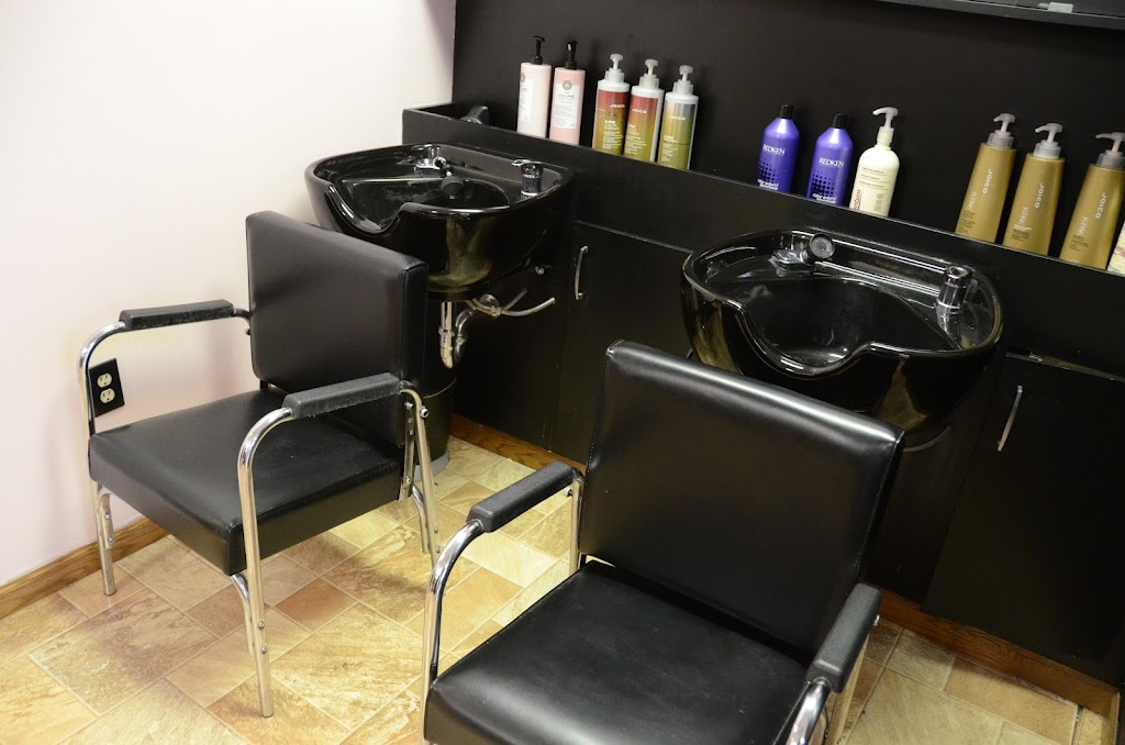 K Teez Cuts & Boutique | 2545 Milton Ave, Janesville, WI 53545, USA | Phone: (608) 756-2772