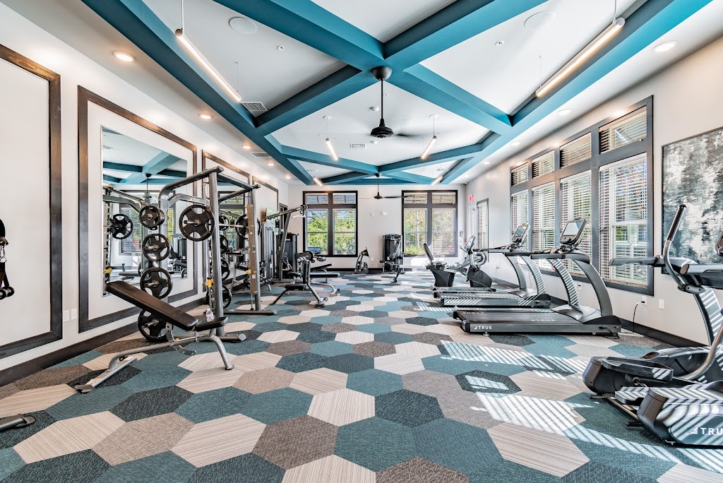 Vue on Lake Monroe | 800 Marbella Ln, Sanford, FL 32771, USA | Phone: (321) 249-2436