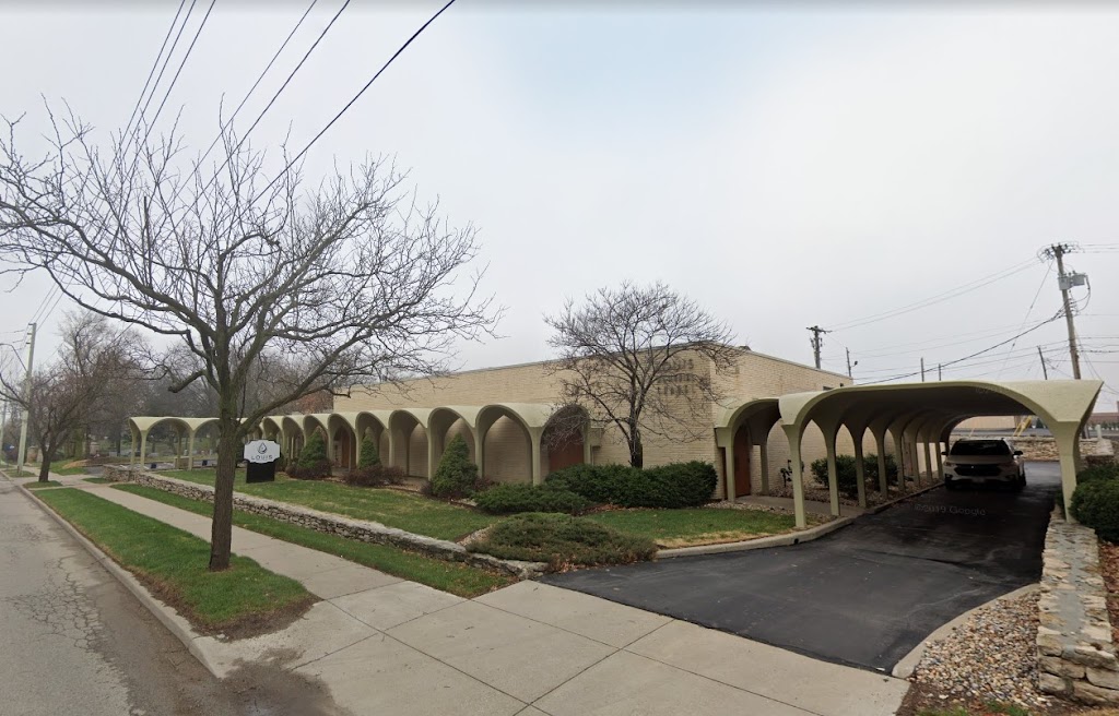 Louis Memorial Chapel | 6830 Troost Ave, Kansas City, MO 64131, USA | Phone: (816) 361-5211