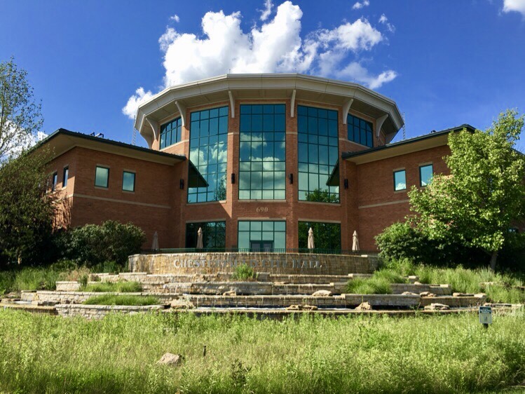 Chesterfield City Hall | 690 Chesterfield Pkwy W, Chesterfield, MO 63017, USA | Phone: (636) 537-4000