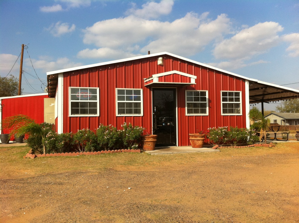 The Burger Barn - Hebbronville | 114 Falfurrias Hwy, Hebbronville, TX 78361, USA | Phone: (361) 527-5700