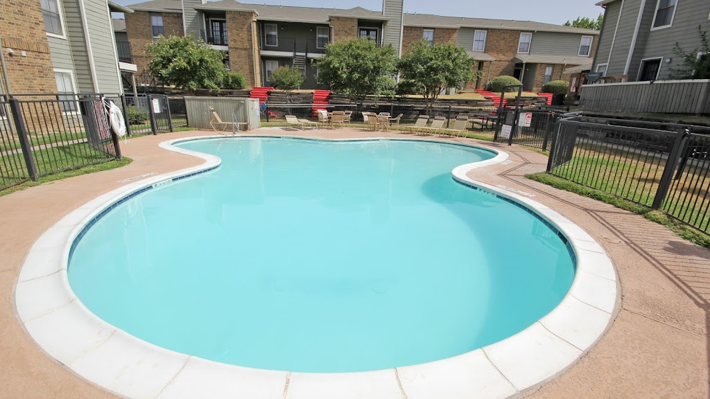 Marine Creek Apartments | 4500 Marine Creek Pkwy, Fort Worth, TX 76106, USA | Phone: (817) 625-1121