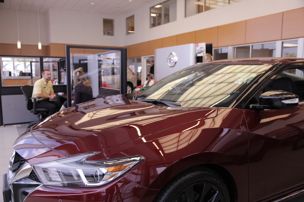 St. Charles Nissan | 5625 Veterans Memorial Pkwy, St Peters, MO 63376, USA | Phone: (636) 441-4481