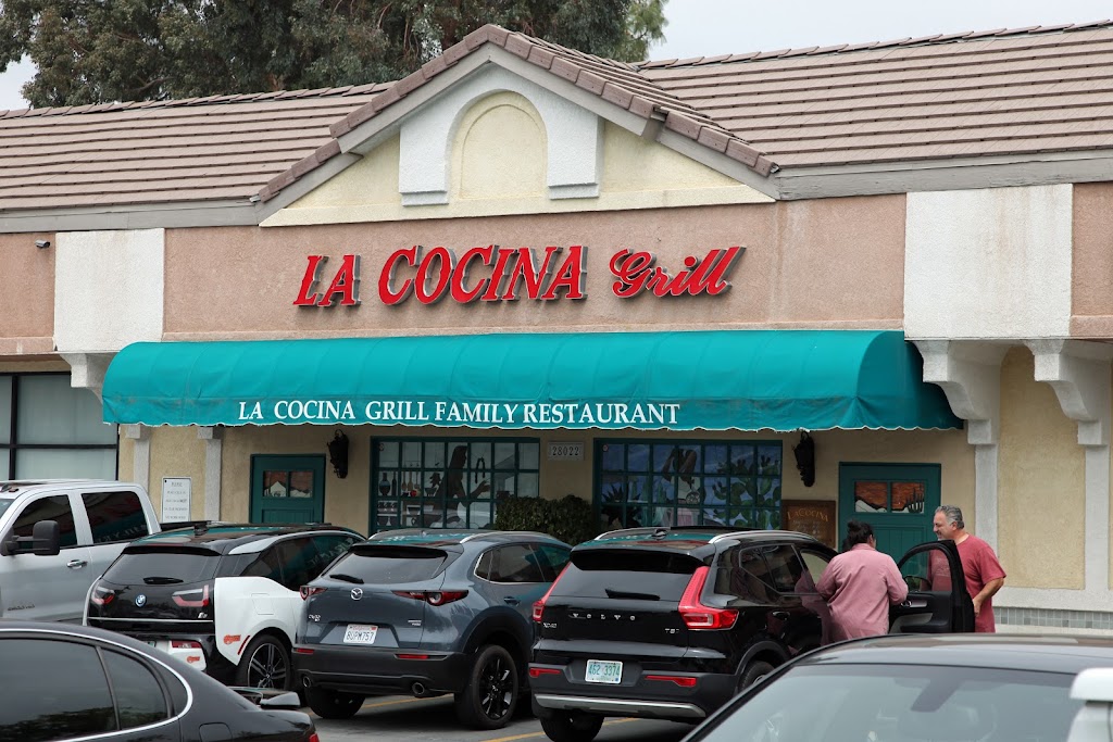 La Cocina Bar & Grill | 28022 Seco Canyon Rd, Santa Clarita, CA 91390, USA | Phone: (661) 297-4546