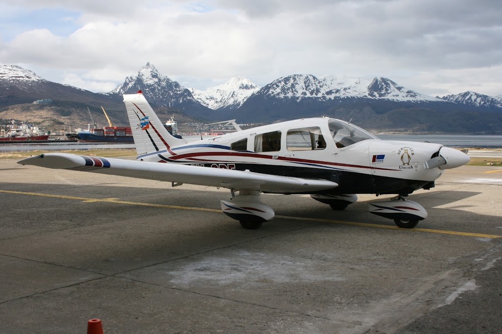 Ushuaia Aeroclub | Luis Pedro Fique 151, V9410 Ushuaia, Tierra del Fuego, Argentina | Phone: 02901 42-1717