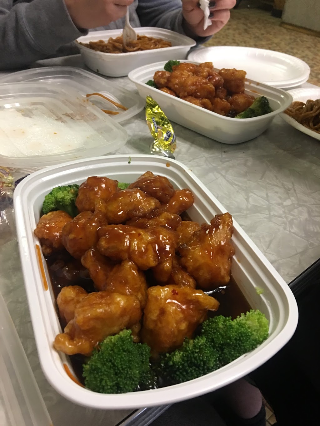 Hunan Wok | 1822 Homeville Rd, West Mifflin, PA 15122, USA | Phone: (412) 469-8596