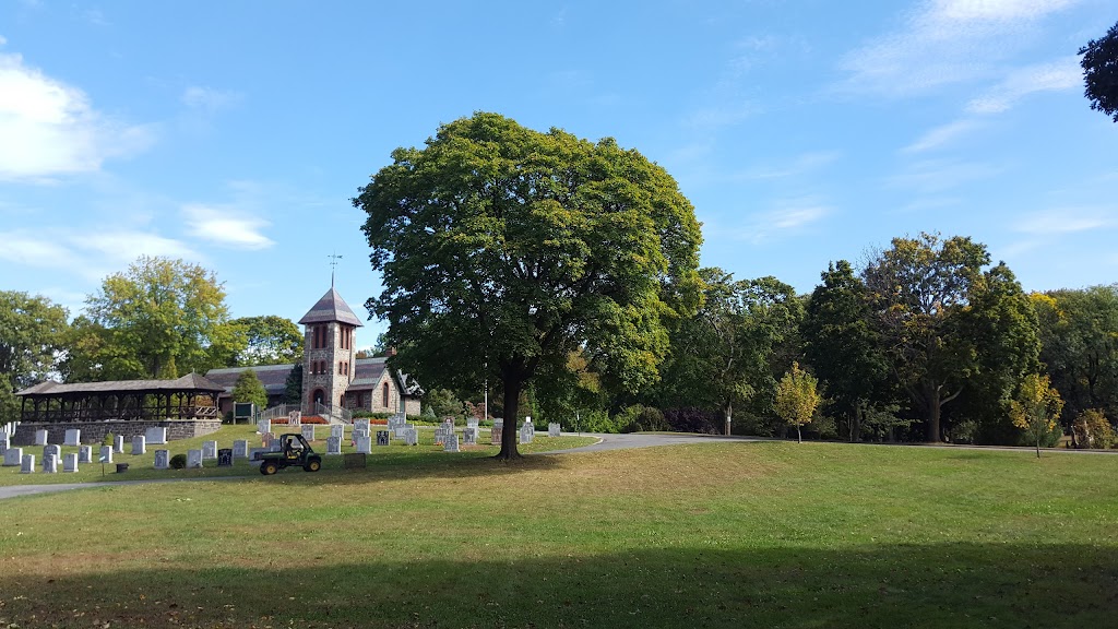 The Evergreens Cemetery | 1629 Bushwick Ave, Brooklyn, NY 11207, USA | Phone: (718) 455-5300