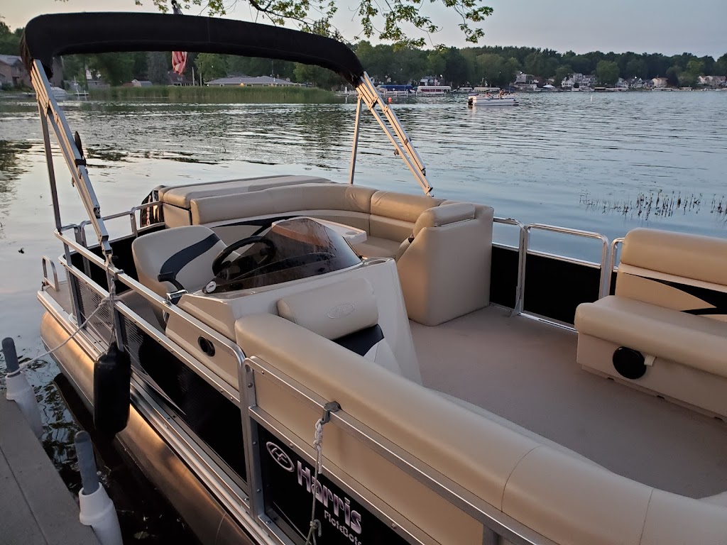 Affordable Pontoon Hauling LLC | 3270 S 400 W, Pleasant Lake, IN 46779, USA | Phone: (260) 417-0167