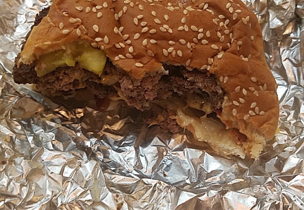 Five Guys | 2000 Lincoln Pl Dr, Greensburg, PA 15601, USA | Phone: (724) 837-2333