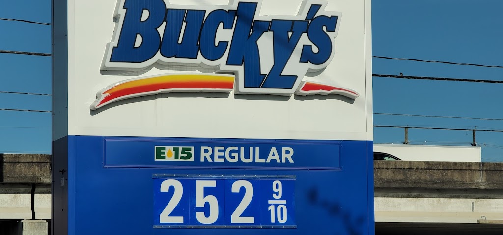 Buckys Express | 1150 W Sam Houston Pkwy N, Houston, TX 77043, USA | Phone: (713) 492-2625