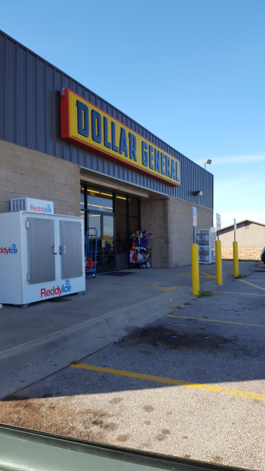 Dollar General | 1624 E State Hwy 152, Mustang, OK 73064, USA | Phone: (405) 353-1715