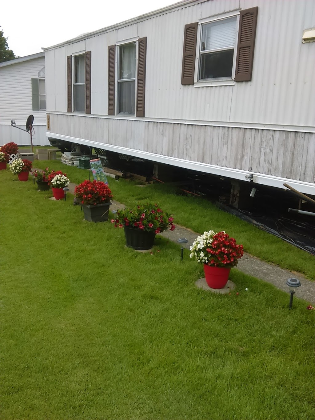 Richwood Villa Mobile Home Pk | 561 Calle Luna Ln, Walton, KY 41094 | Phone: (859) 384-3393