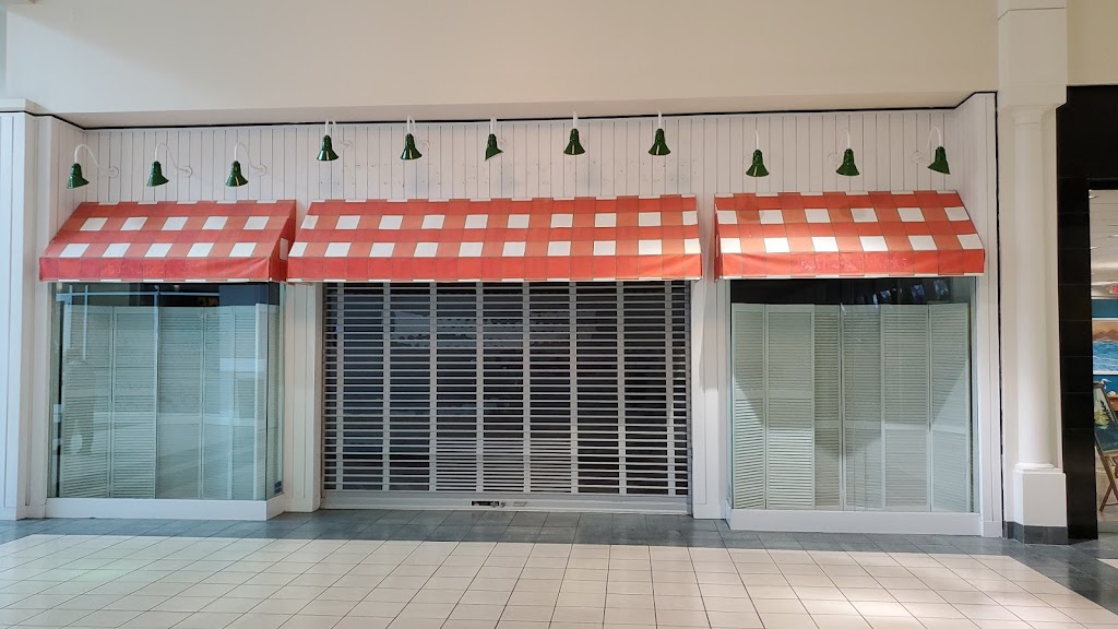 Bath & Body Works | 201 S Estes Dr, Chapel Hill, NC 27514, USA | Phone: (919) 932-4581