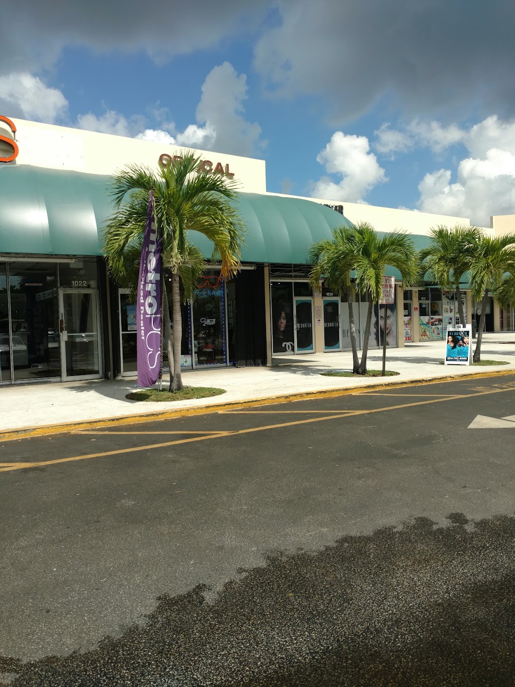 LL Optik Masters | 1024 NW 10th Ave, Fort Lauderdale, FL 33311, USA | Phone: (954) 764-0115