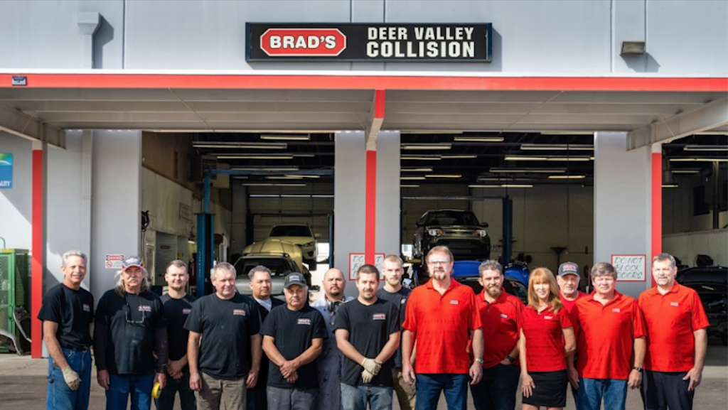 Brads Deer Valley Collision | 22202 N 19th Ave, Phoenix, AZ 85027, USA | Phone: (623) 587-9825