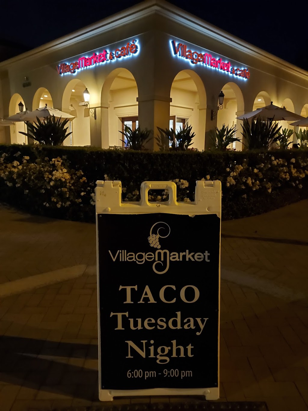 Village Market & Café Los Olivos | 310 Gitano, Irvine, CA 92618, USA | Phone: (949) 387-2000