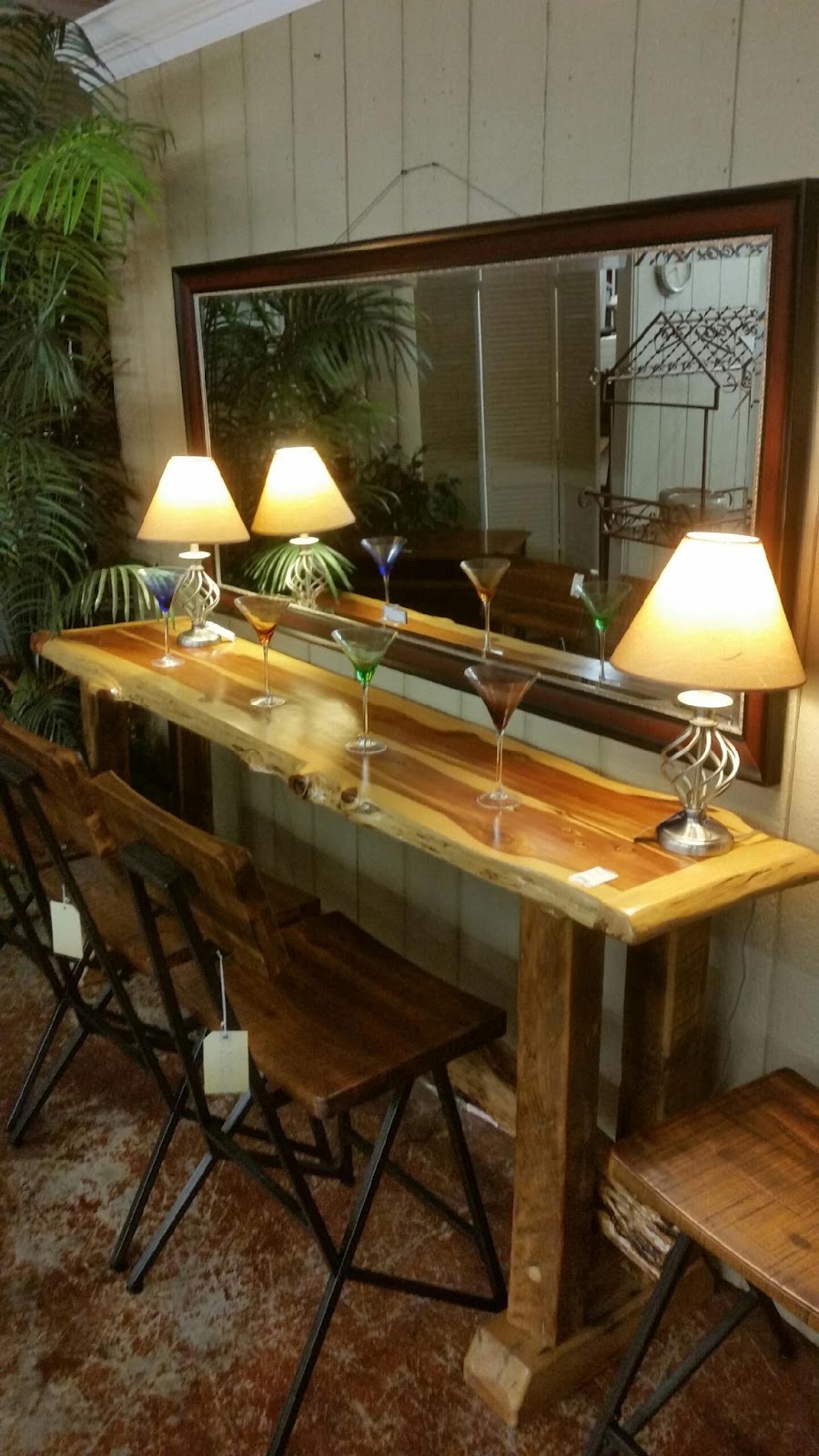 Classic Treasures Furniture Consignment | 2659 Durham-Chapel Hill Blvd, Durham, NC 27707, USA | Phone: (919) 401-5777