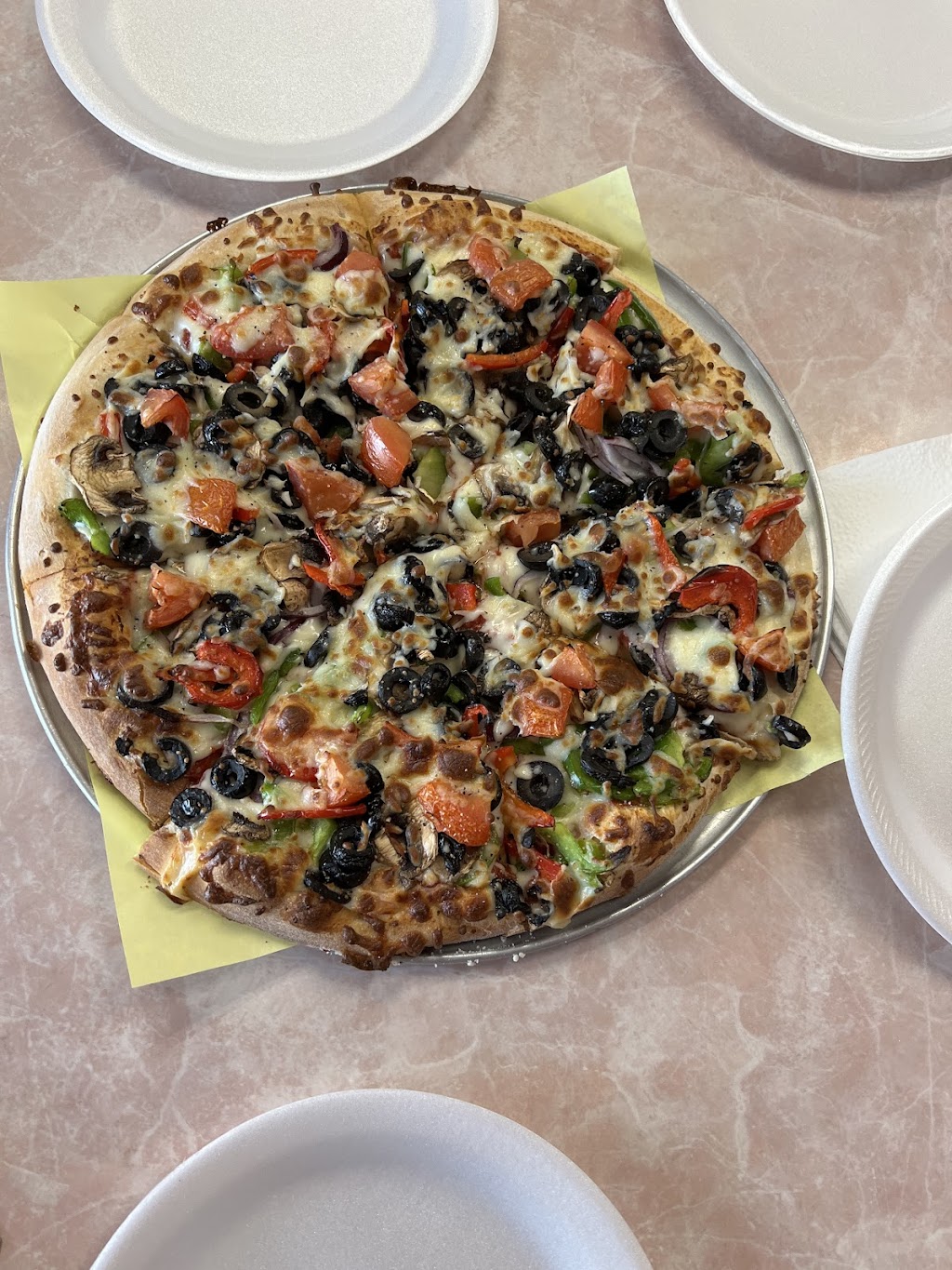 Mikes Express Pizza | 2400 Wible Rd, Bakersfield, CA 93304, USA | Phone: (661) 396-8200