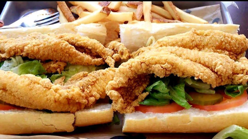 Nans New Orleans Cafe and Poboys | 700 Florida St, Mandeville, LA 70448, USA | Phone: (985) 951-2586